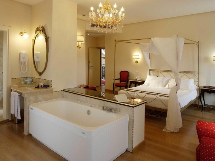 Camera con vasca idromassaggio - Capodanno Hotel Giotto Assisi Foto